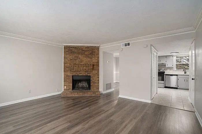 3027 Spruce Cir — Photo 7