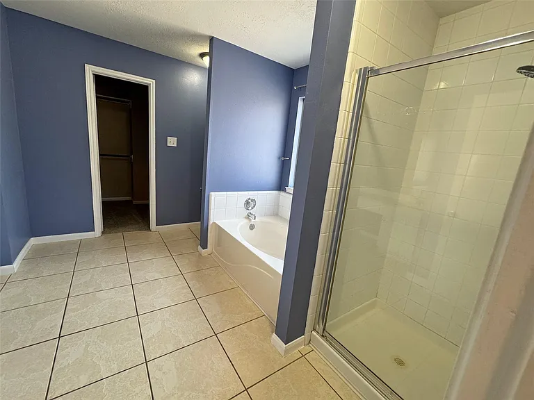 18374 Pine Post Ct — Photo 14