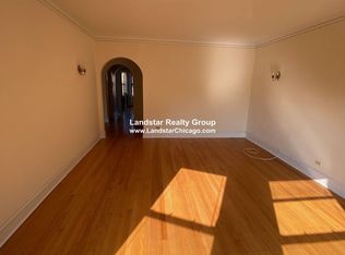 7226 N Greenview Ave APT 2, Chicago, IL 60626