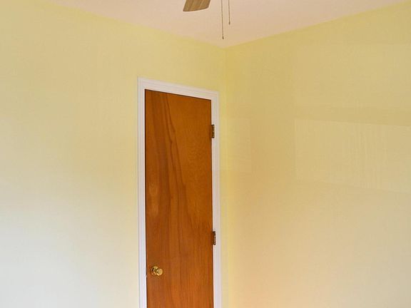 5th image of 2760 Hillbrook Dr