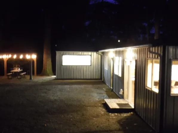 5701 Halls Lake Way, Lynnwood, WA 98036