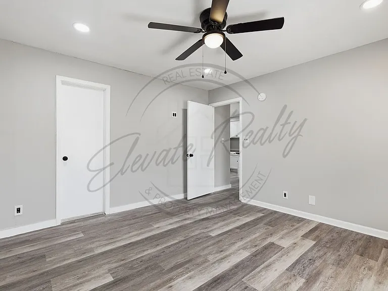 436 Kelsey Dr — Photo 12