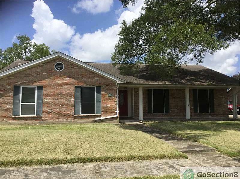1st image of 15411 Diana Ln