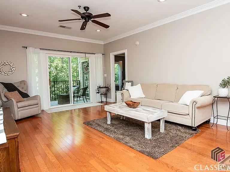 350 Wood Lake Dr #33 — Photo 10