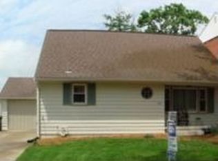1011 Matilda St, Pekin, IL 61554