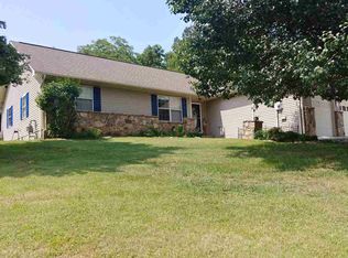 734 Haley Woods Dr, Kodak, TN 37764