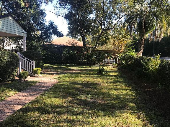 5th image of 3035 Lake Shore Blvd