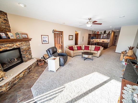 5th image of 2516 Superior Ln NW