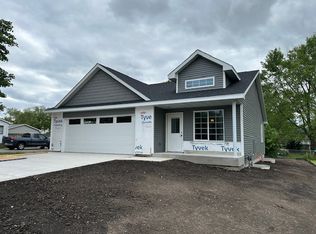 630 Tyler St, Polk City, IA 50226