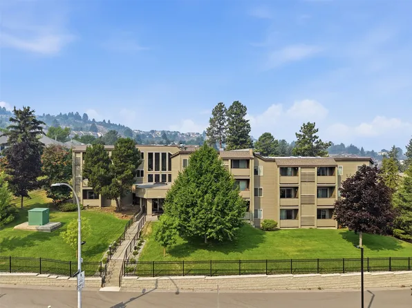 1560 Summit Dr #224, Kamloops, BC V2E 1R5