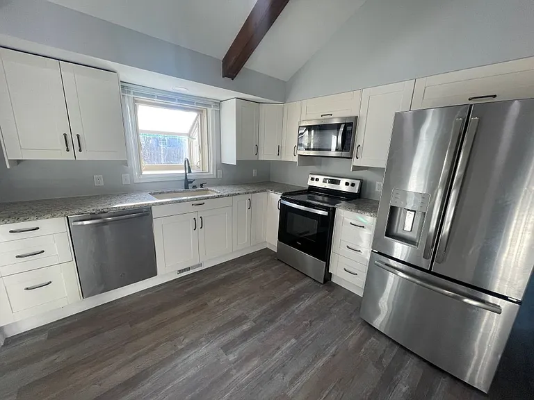 11803 S 27th St — Photo 17