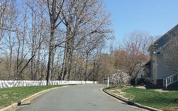 4th image of 2509 Landing View Ln