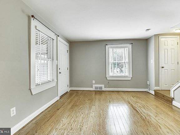 5th image of 1409 N Longfellow St