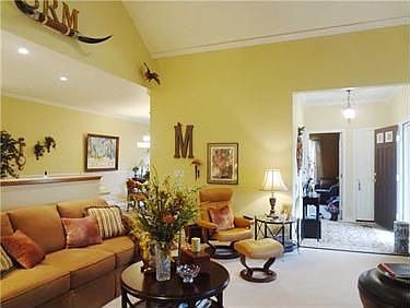 4th image of 124 Clearwater Dr