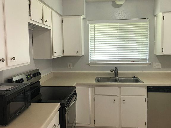 2nd image of 109 Greenshire Dr