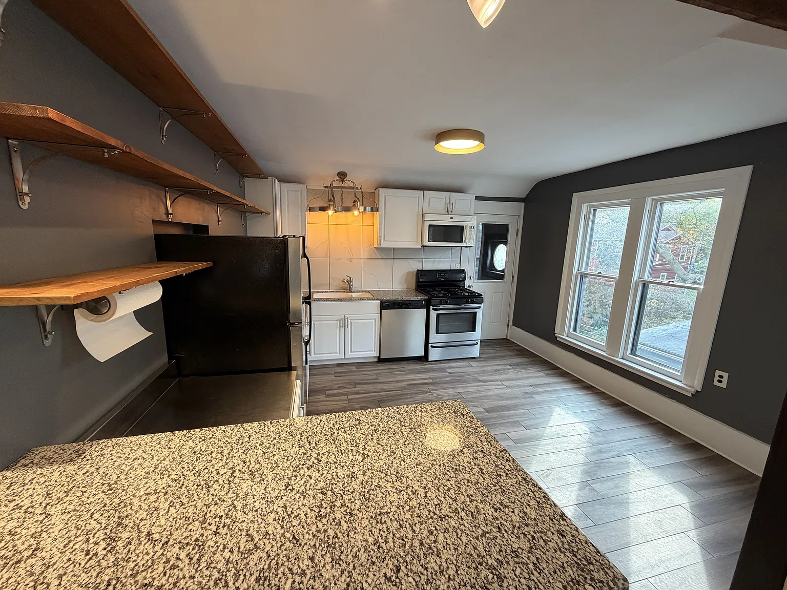 10 Eagle Street - Upper — Photo 4