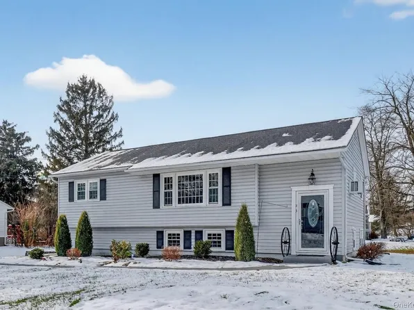 23 Bridle Path, Newburgh, NY 12550
