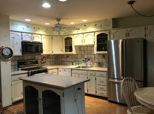 2625 S Lawrence St, Philadelphia, PA 19148