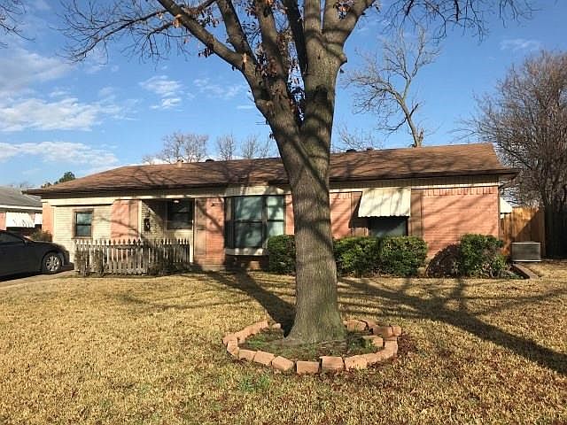 1st image of 2625 Driftwood Dr