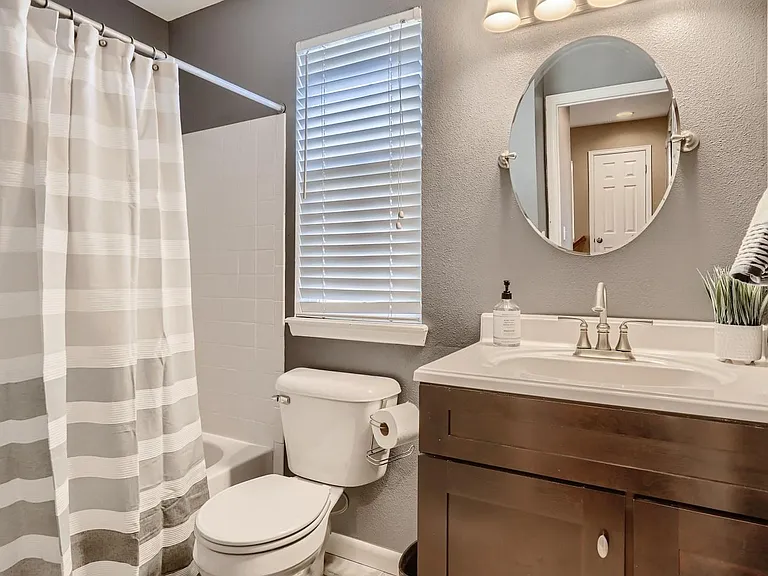10593 Grove Ct — Photo 16