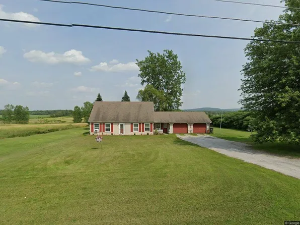 2043 Highgate Rd, Saint Albans, VT 05478