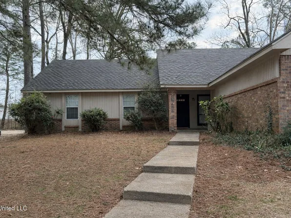111 Fairfax Cir #A, Brandon, MS 39047
