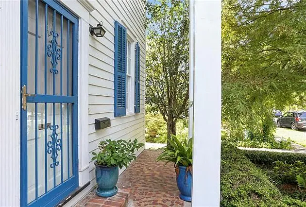 629 Lowerline St — Photo 2