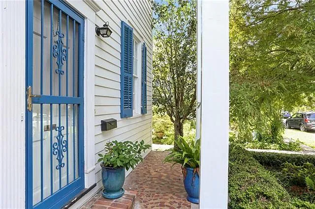 Building Photo - 629 Lowerline St