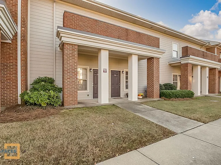 3218 Veterans Memorial Pkwy #3X3 — Photo 48