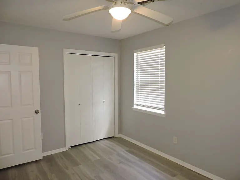 346 Quigley Rd — Photo 18