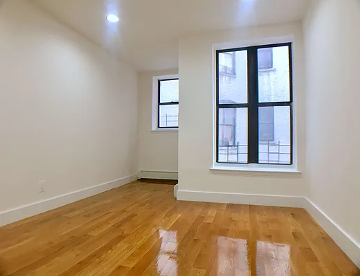 Rented by Uptown Flats LLC | media 16