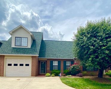1652 20th Avenue Ct NE, Hickory, NC, 28601