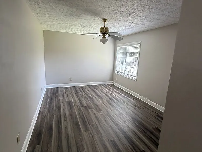 2107 Fairway Ct SE — Photo 19