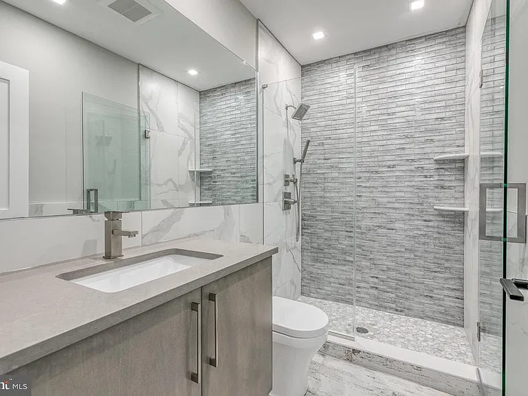 2026 Spring Garden St #4A — Photo 5