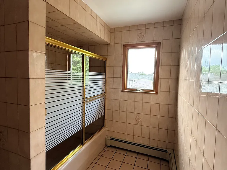 46 Gaston Ave — Photo 7