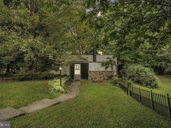273 McKnight St, Carlisle, PA 17013