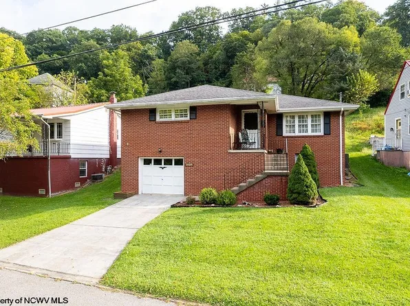 149 Liberty Ave, Clarksburg, WV 26301