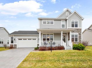 367 Crescendo Dr, Sun Prairie, WI 53590