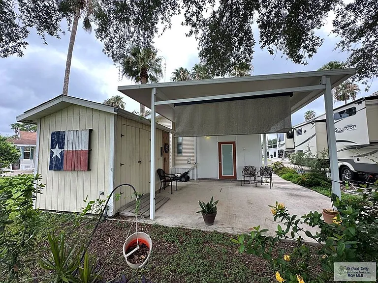 320 Mississippi River Blvd — Photo 12