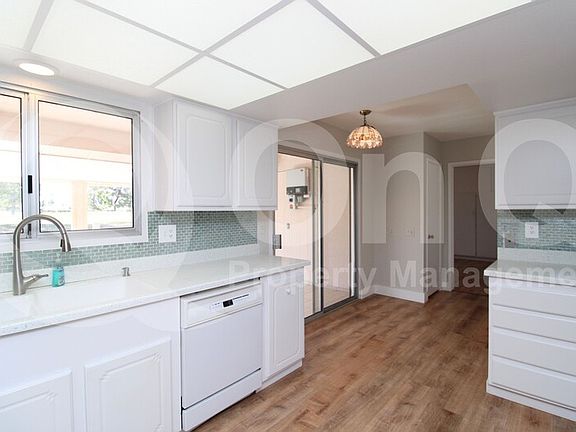 5th image of 9547 W Country Club Dr