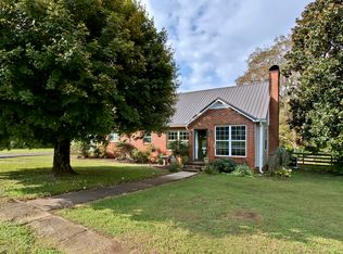433 N Niota Rd, Englewood, TN 37329