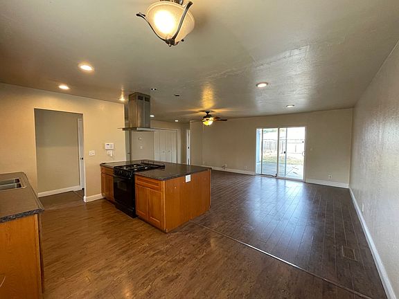 4th image of 3716 Fielding Cir
