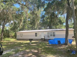 508 Roys Rd NW, Steinhatchee, FL 32359