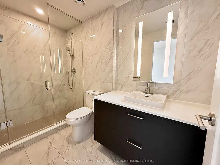 10 Inn On The Park Dr #1804 — Photo 17