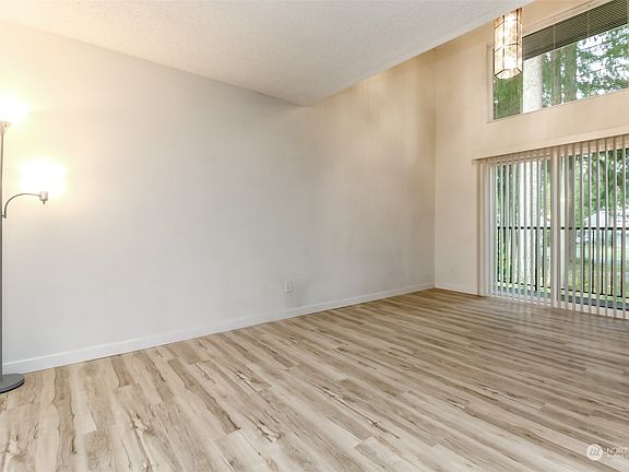 5th image of 1500 Lake Park Drive SW #49