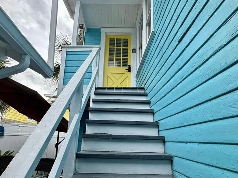 S Wild Olive Ave — Photo 4