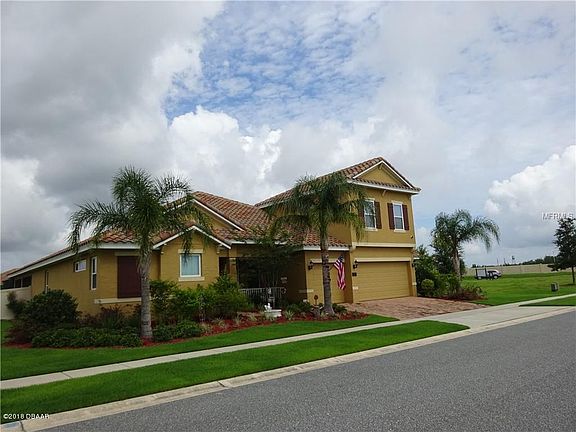 3rd image of 100 Venezia Blvd