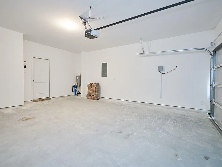 16877 Short Pines Dr — Photo 26