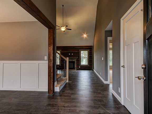 2nd image of 1054 Quiver Ln
