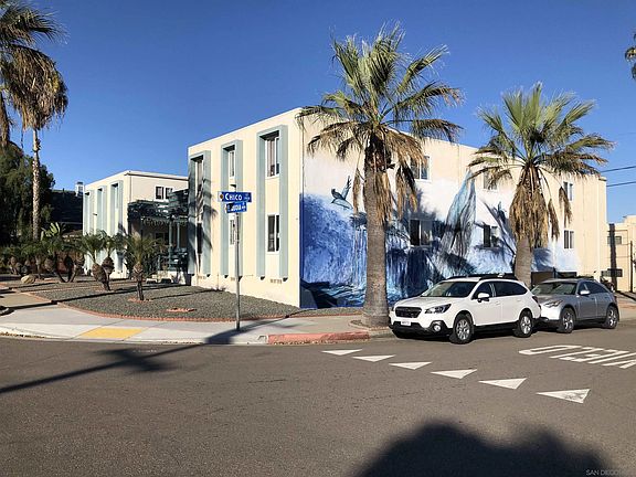 4th image of 4055 Sequoia St